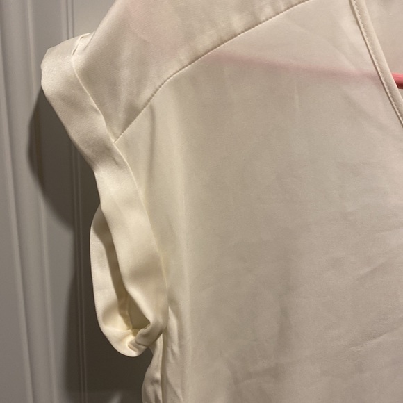 Express Top - Picture 3 of 5